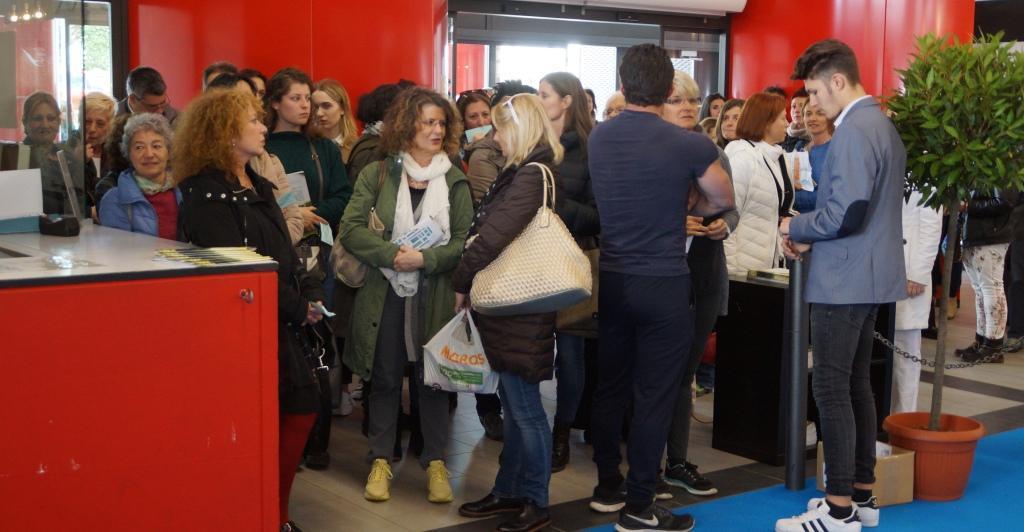 28042017_Tisana apertura coda all entrata