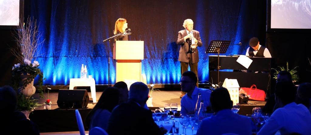 16122017_serata evento x fondazione loris biasca2
