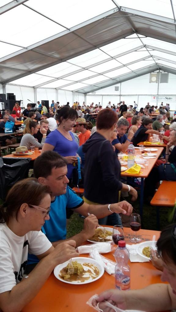 foto archivio cpannone pranzo finale
