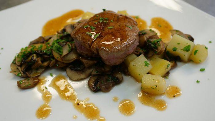 filetto di fassona con champignon e patate